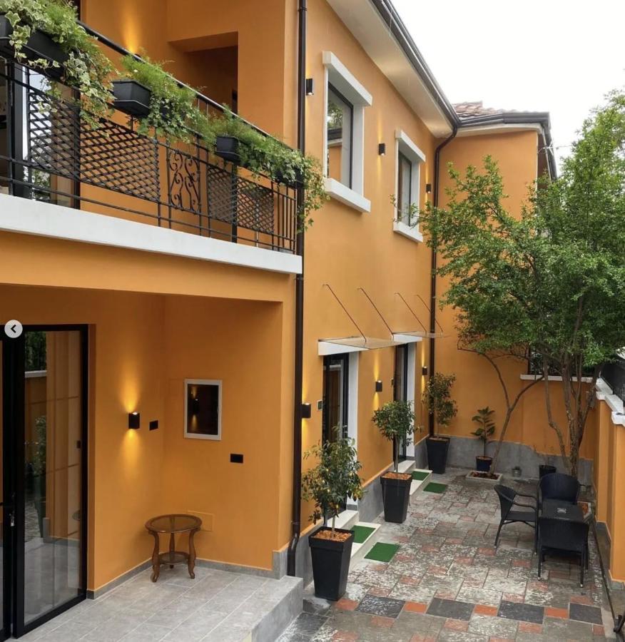 Hotel Jasmine *